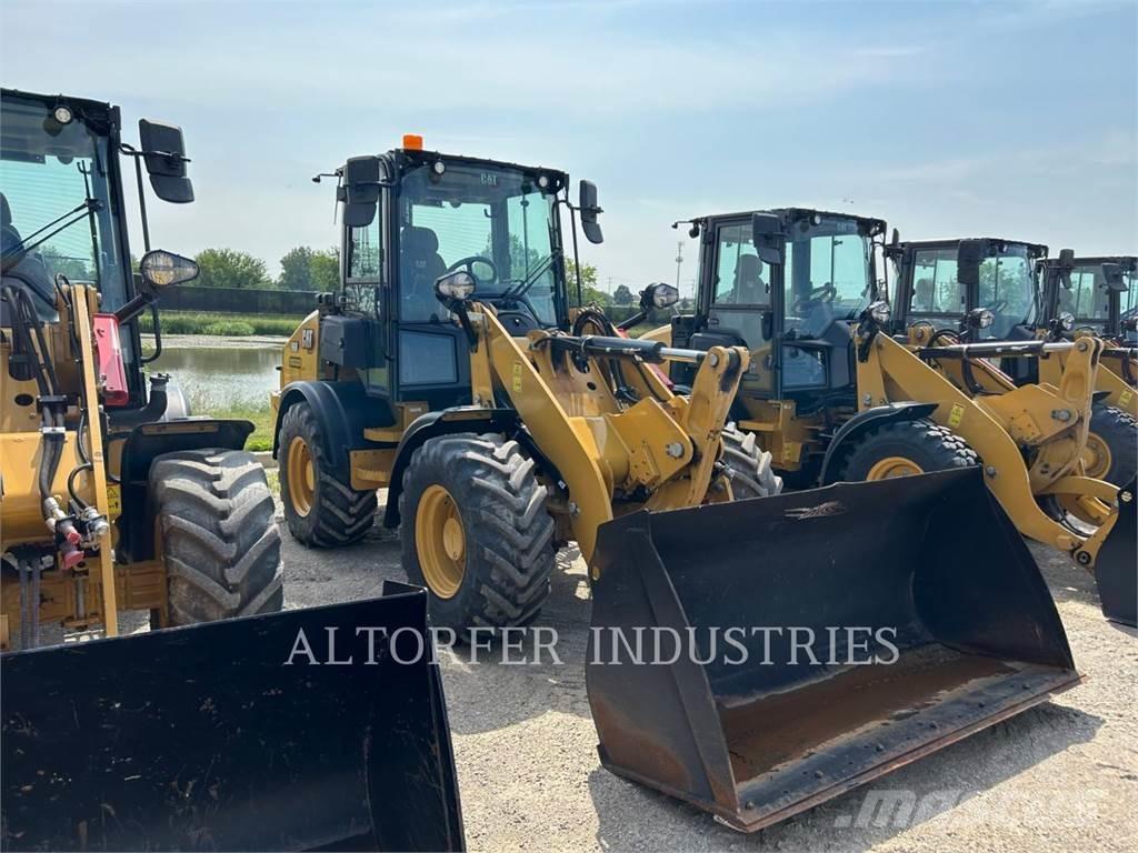 CAT 908-14 Kolesové nakladače