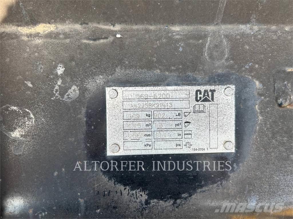 CAT 908-14 Kolesové nakladače