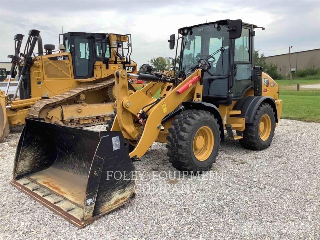 CAT 908-14 Kolesové nakladače