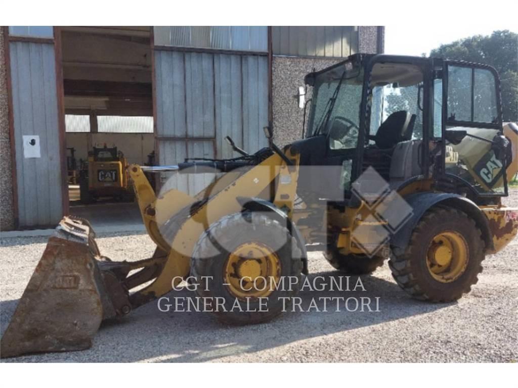CAT 908H Kolesové nakladače