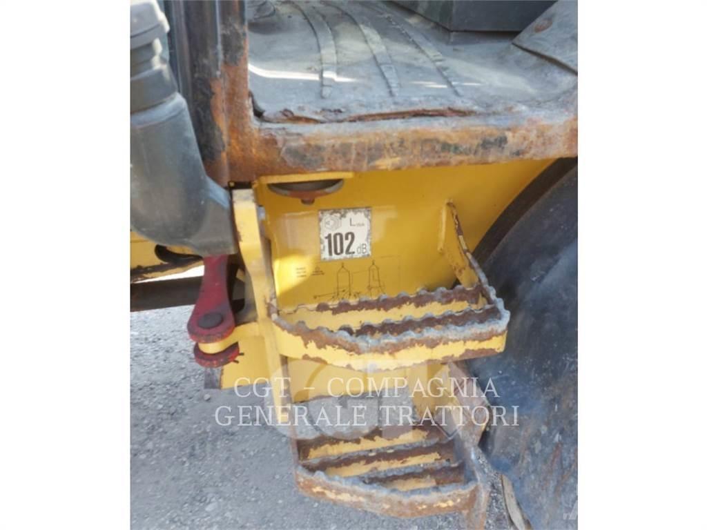 CAT 908H Kolesové nakladače