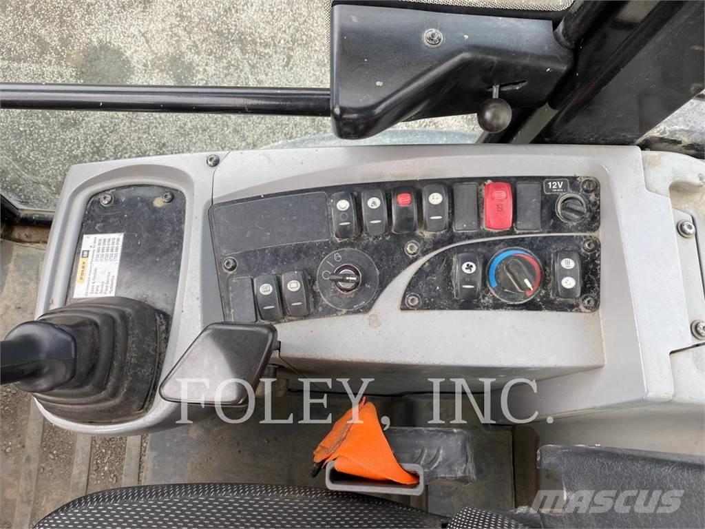 CAT 908H2 Kolesové nakladače