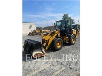CAT 908M Kolesové nakladače