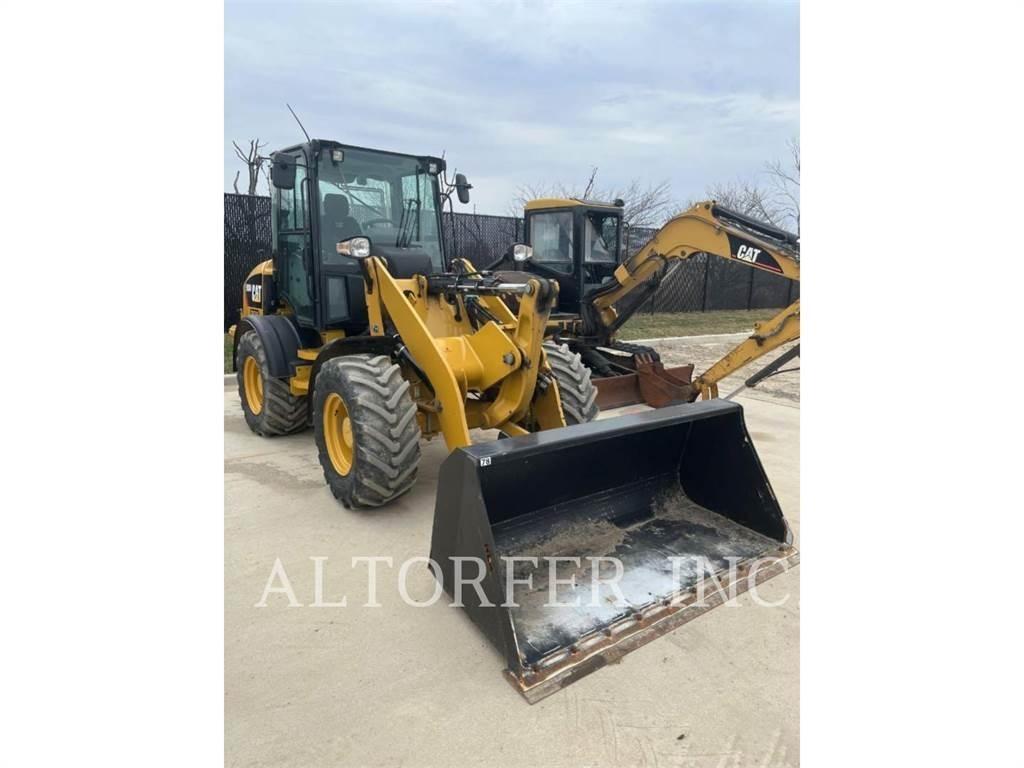 CAT 908M Mininakladače