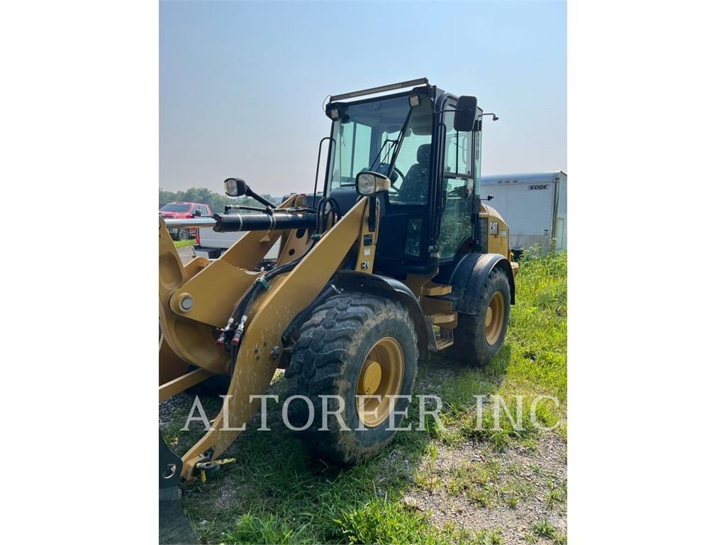 CAT 908M Mininakladače