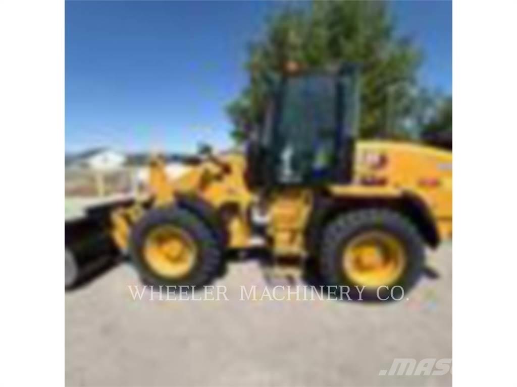 CAT 910 Kolesové nakladače