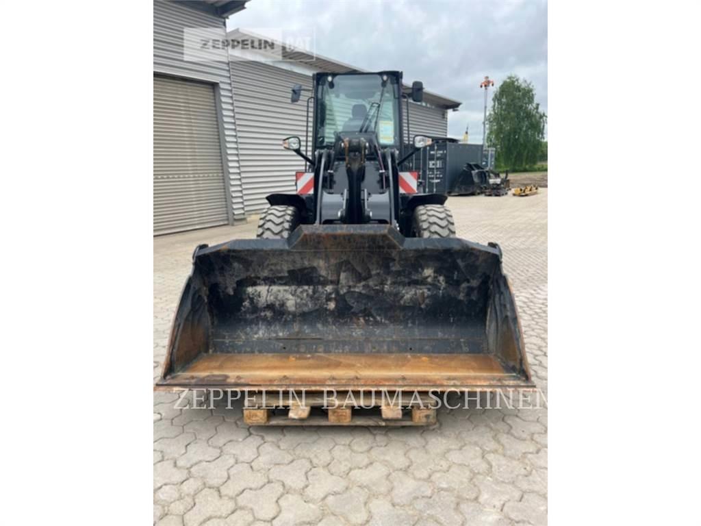 CAT 910-14A Kolesové nakladače