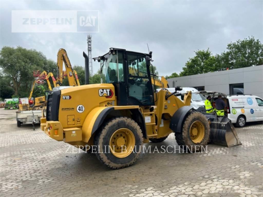 CAT 910-14A Kolesové nakladače