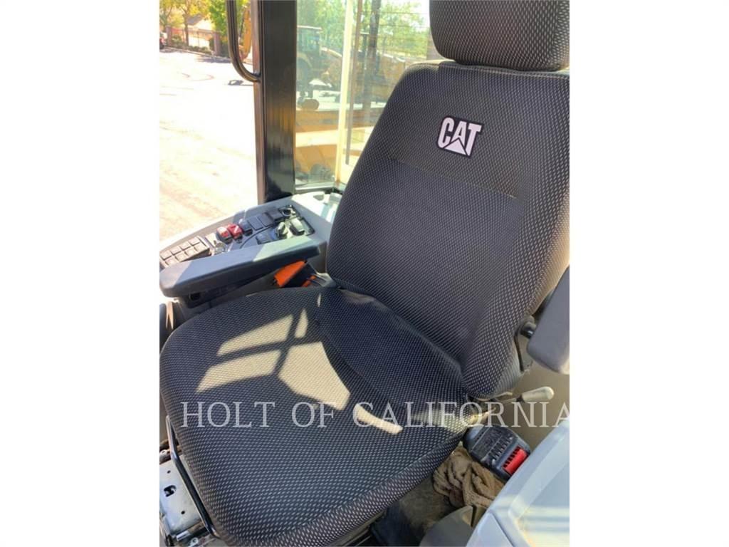 CAT 914 Kolesové nakladače