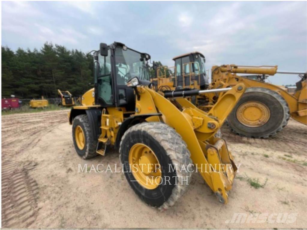 CAT 91414 Kolesové nakladače