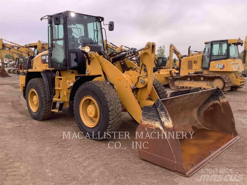 CAT 918M Kolesové nakladače