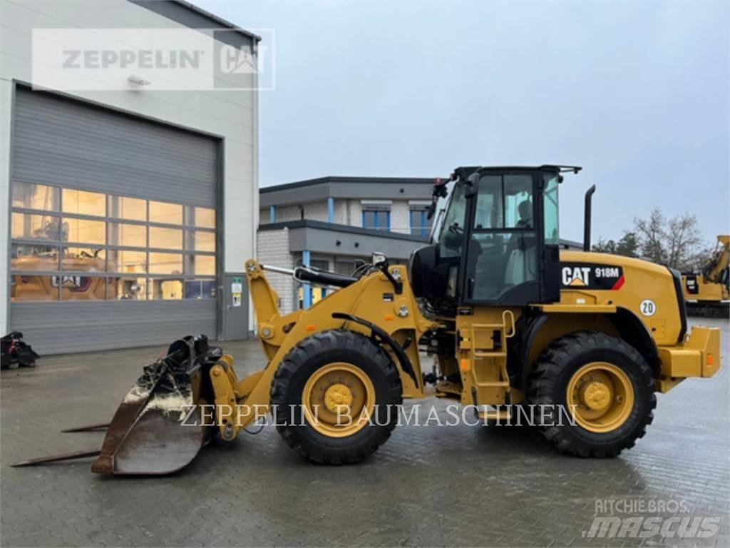 CAT 918M Kolesové nakladače
