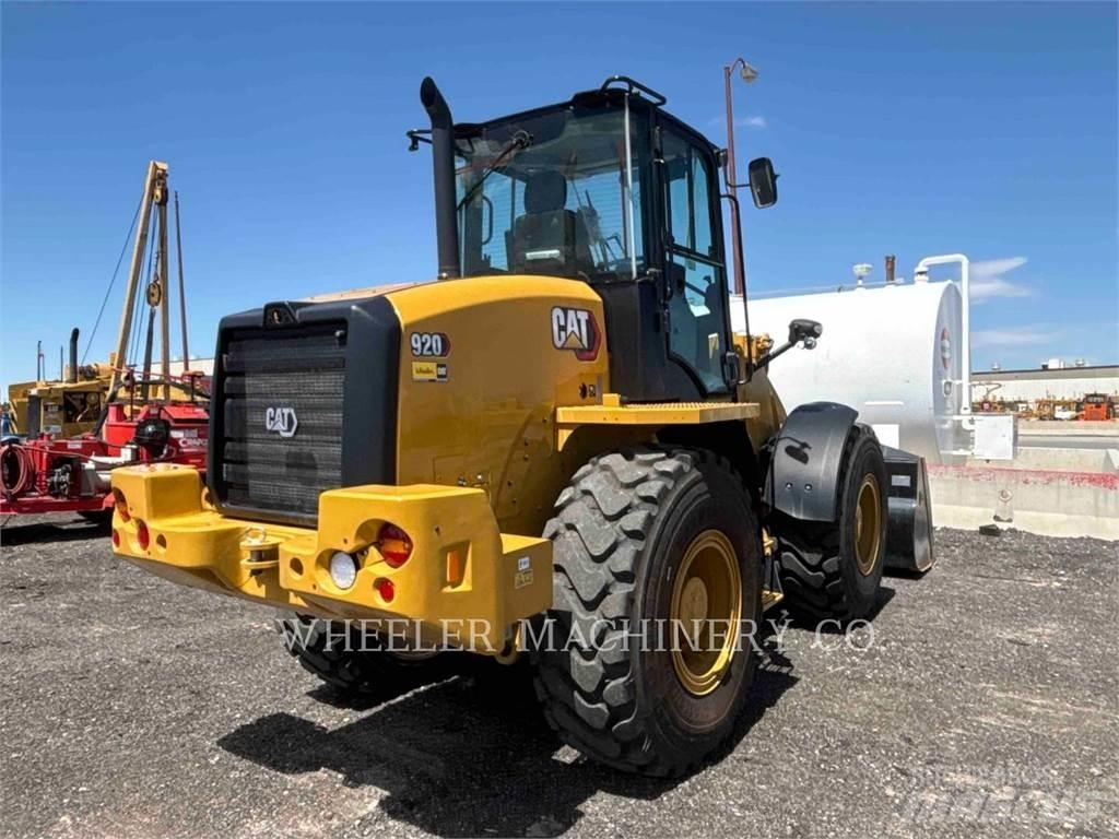 CAT 920 Kolesové nakladače