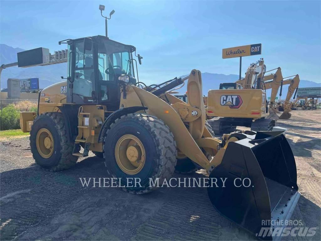 CAT 920 Kolesové nakladače