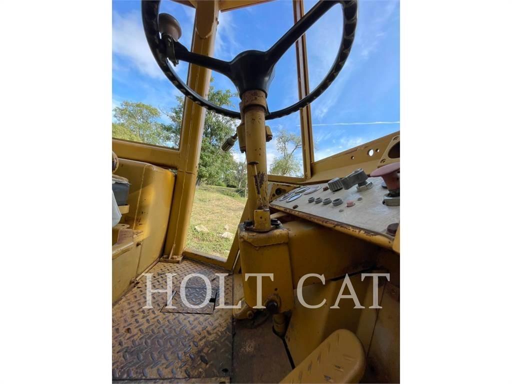 CAT 920 Kolesové nakladače