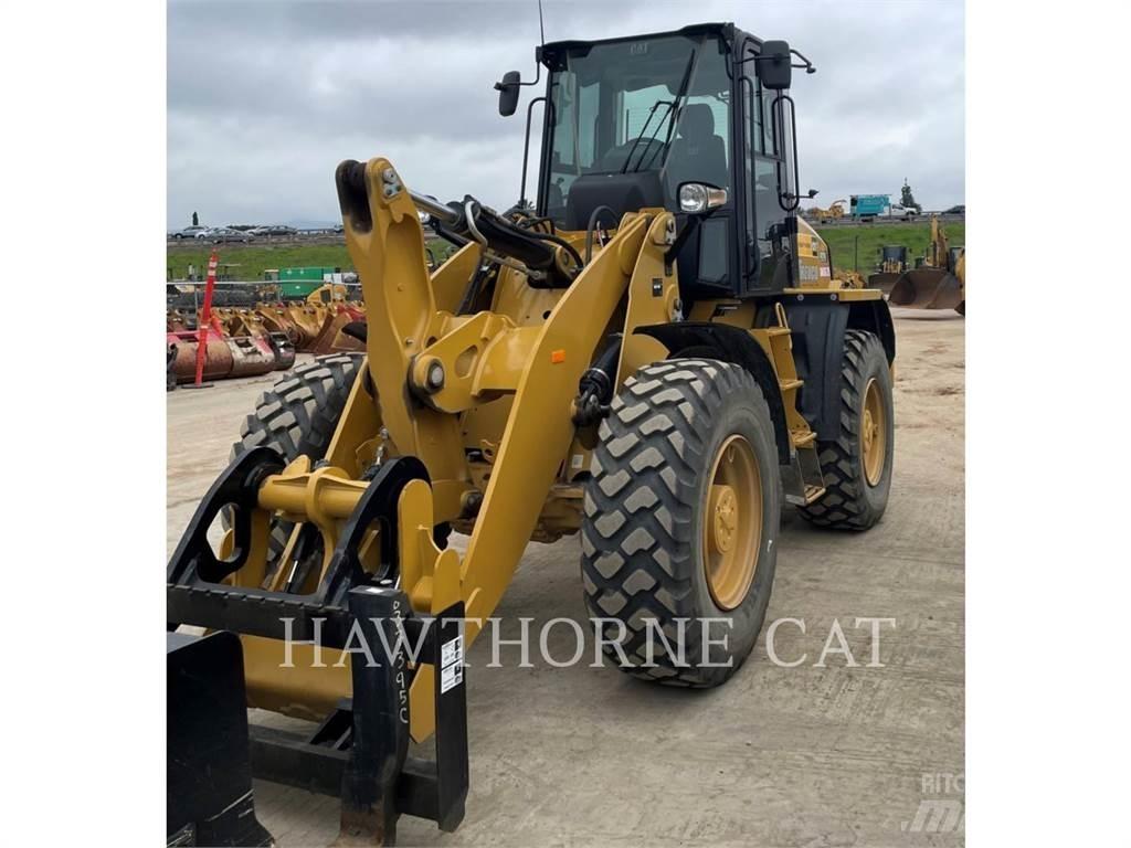 CAT 920 Kolesové nakladače