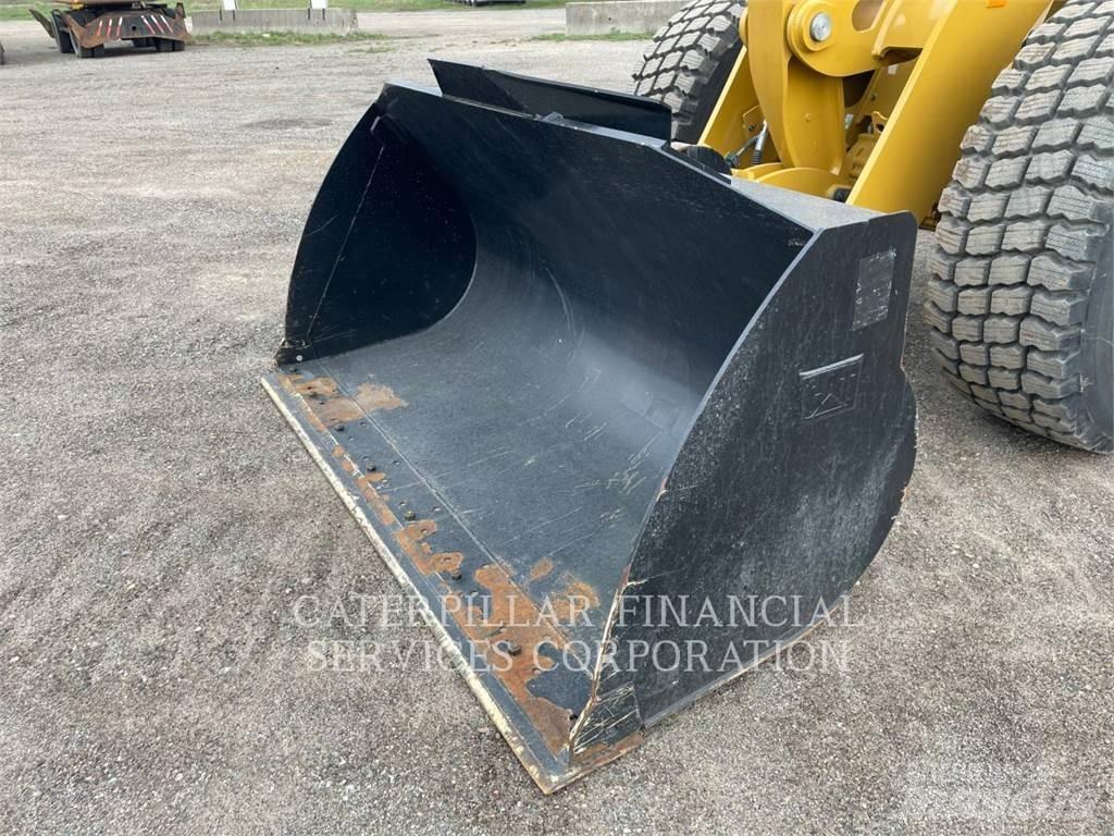CAT 920 Kolesové nakladače