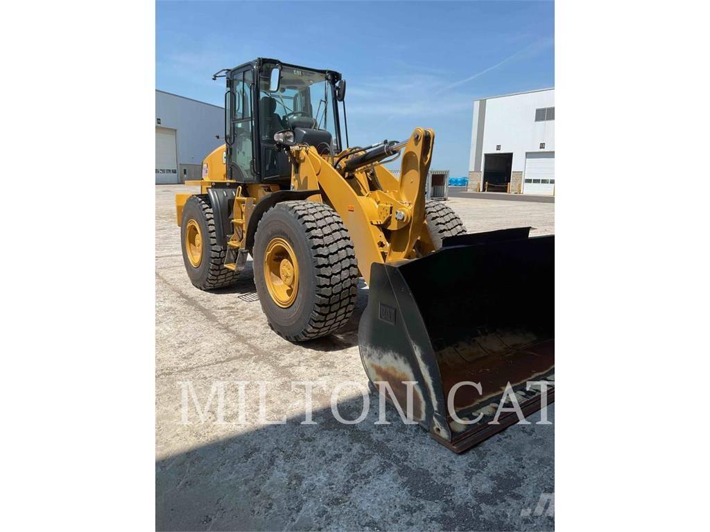CAT 920 Kolesové nakladače