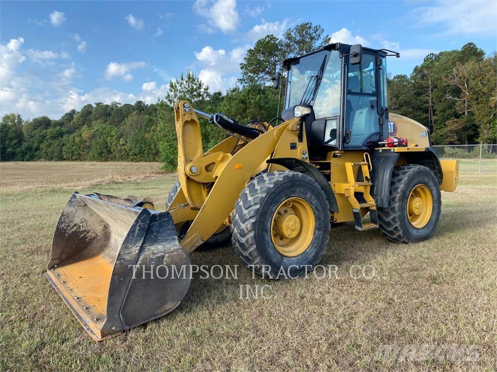 CAT 920 Kolesové nakladače