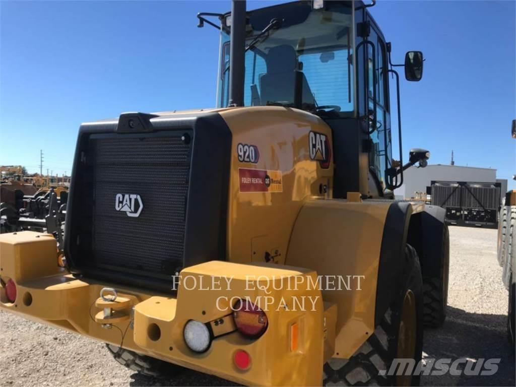 CAT 920-14 Kolesové nakladače