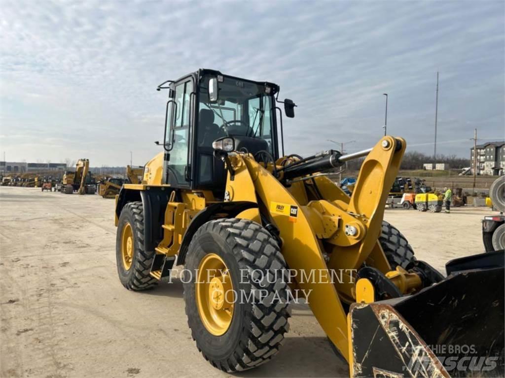 CAT 920-14 Kolesové nakladače