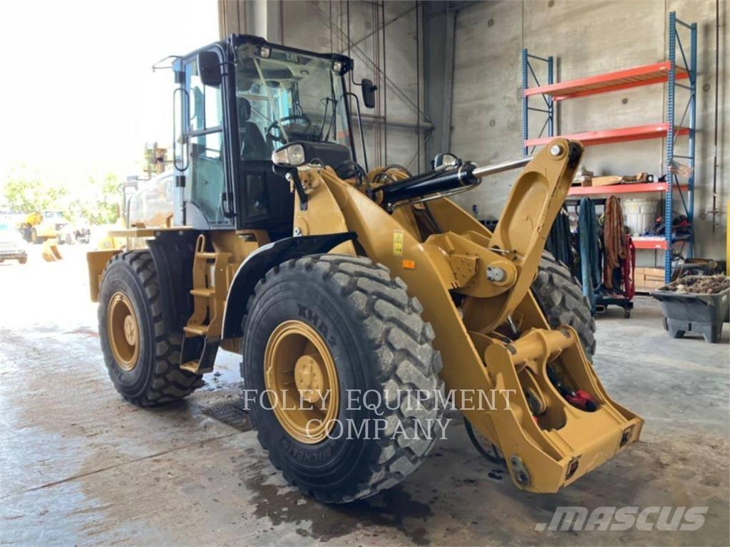 CAT 920-14 Kolesové nakladače