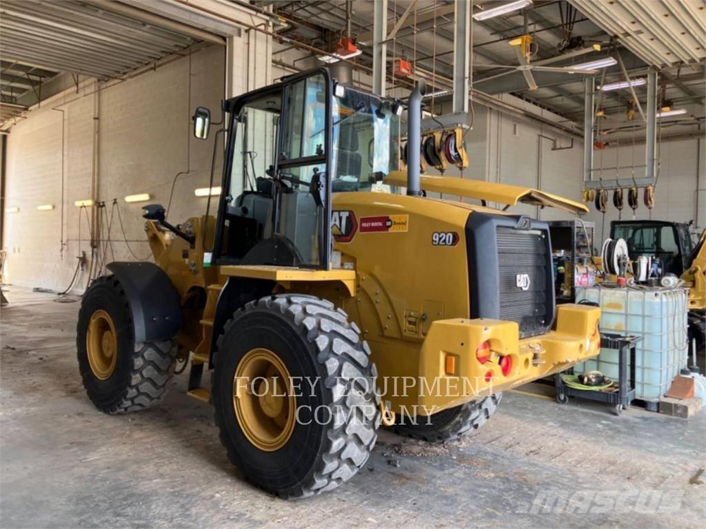 CAT 920-14 Kolesové nakladače