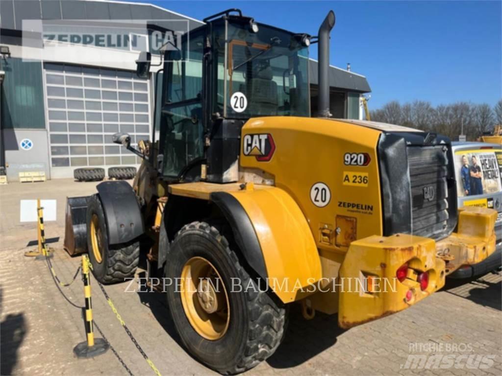 CAT 920-14A Kolesové nakladače