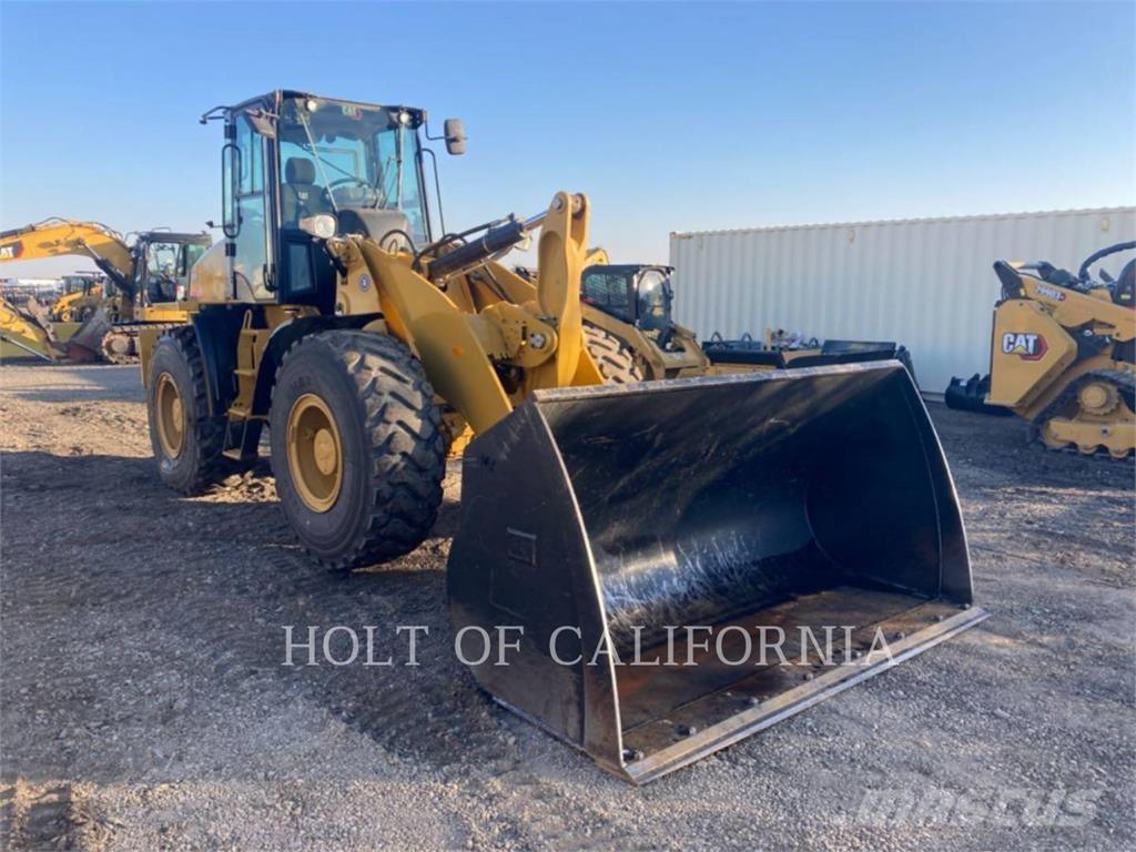 CAT 920 HL Kolesové nakladače