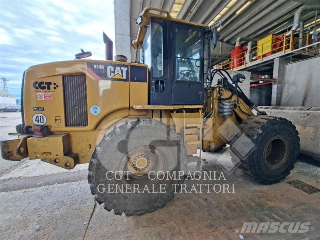 CAT 924H Kolesové nakladače