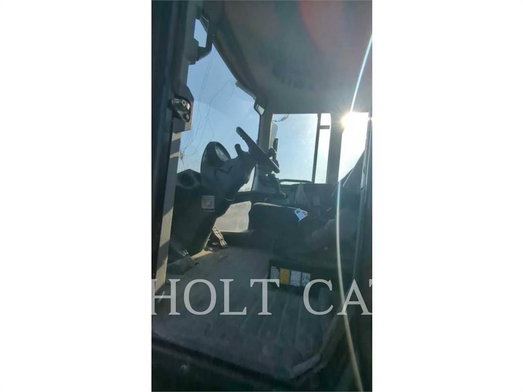 CAT 924K Kolesové nakladače