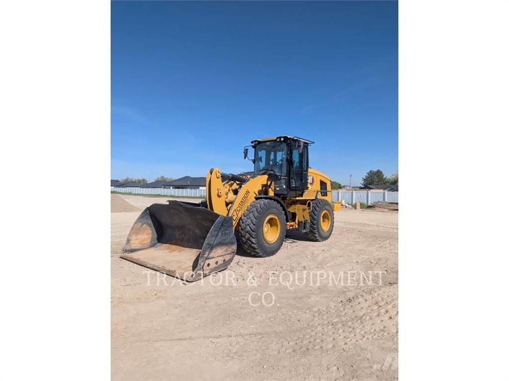 CAT 926 Kolesové nakladače