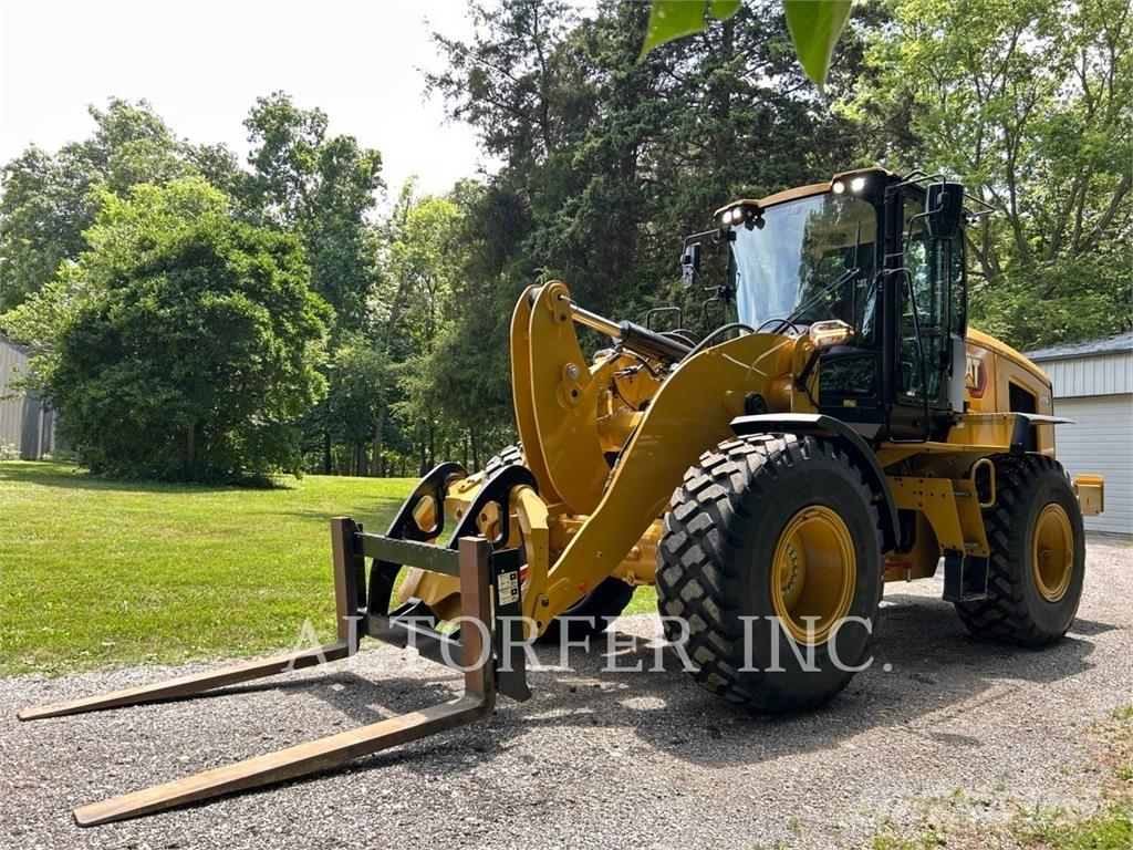 CAT 926-14 Kolesové nakladače