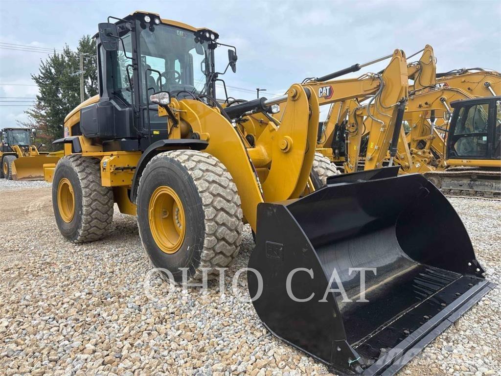 CAT 926 14A Kolesové nakladače