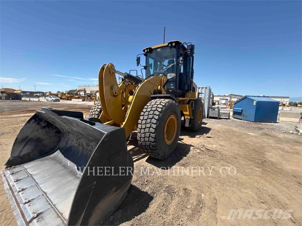 CAT 926 QC 3V Kolesové nakladače