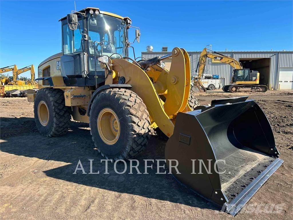 CAT 926M Kolesové nakladače