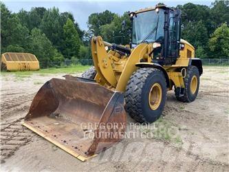 CAT 926M Kolesové nakladače