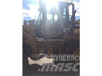 CAT 926M Kolesové nakladače