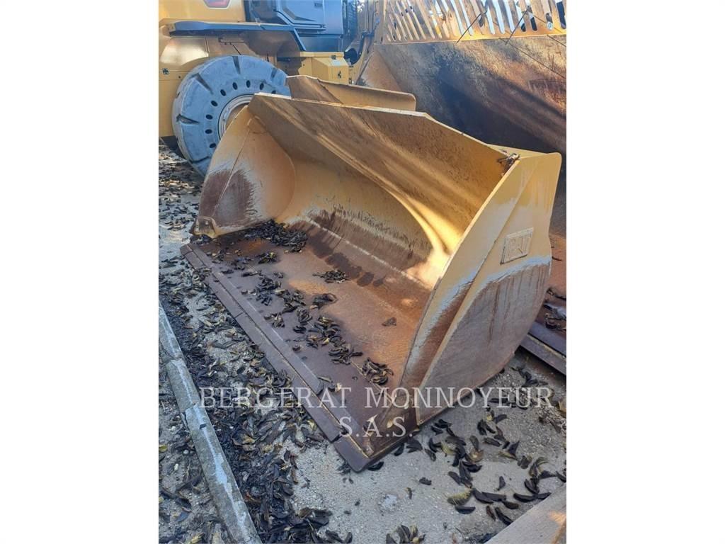 CAT 926M Kolesové nakladače