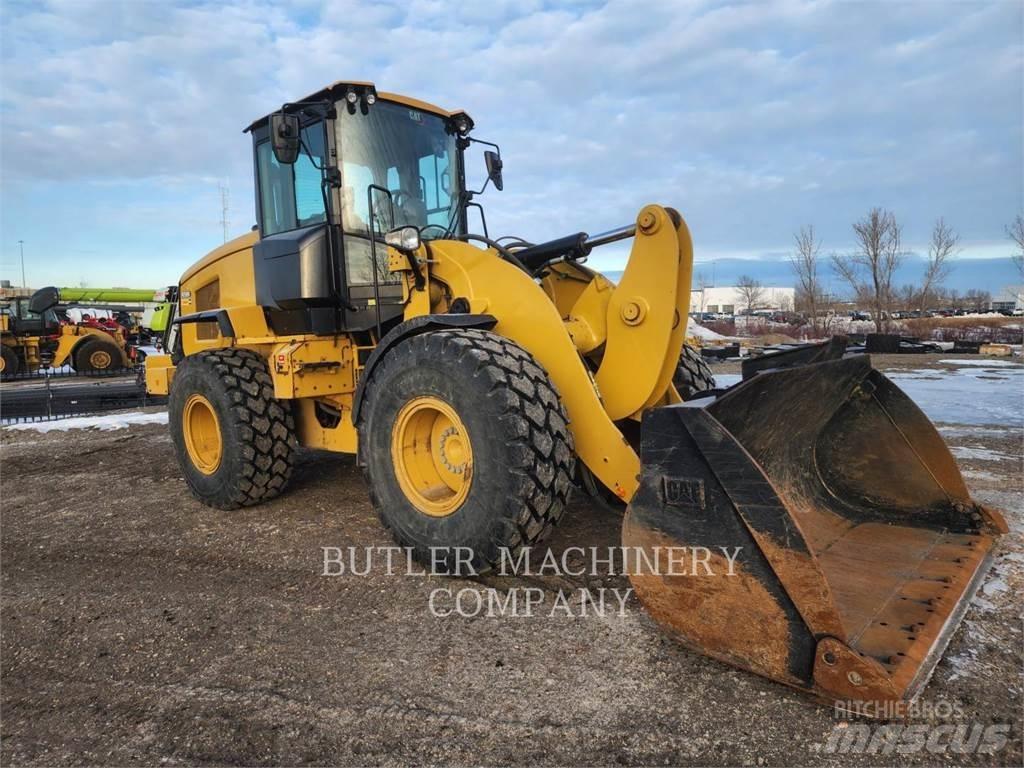 CAT 926M Kolesové nakladače
