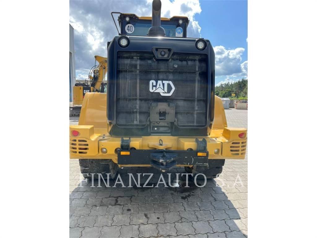 CAT 926M Kolesové nakladače