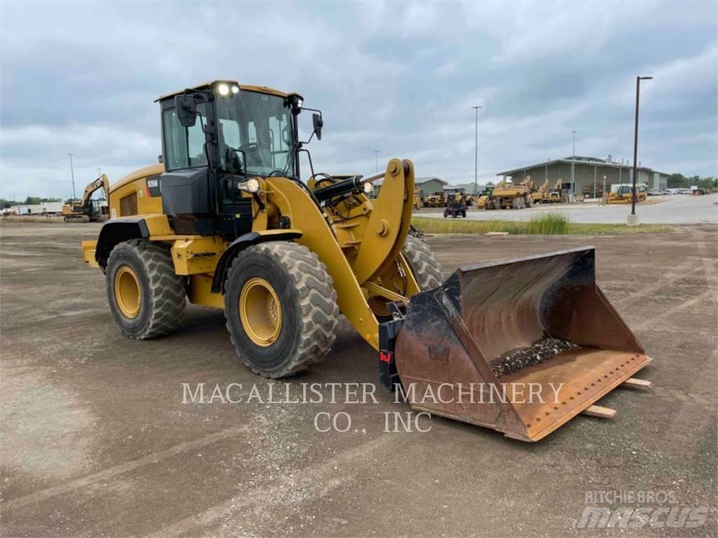 CAT 926M Kolesové nakladače