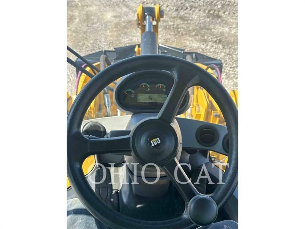 CAT 926M Kolesové nakladače