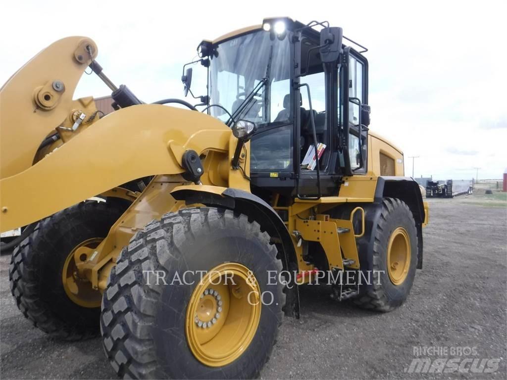 CAT 926M Kolesové nakladače