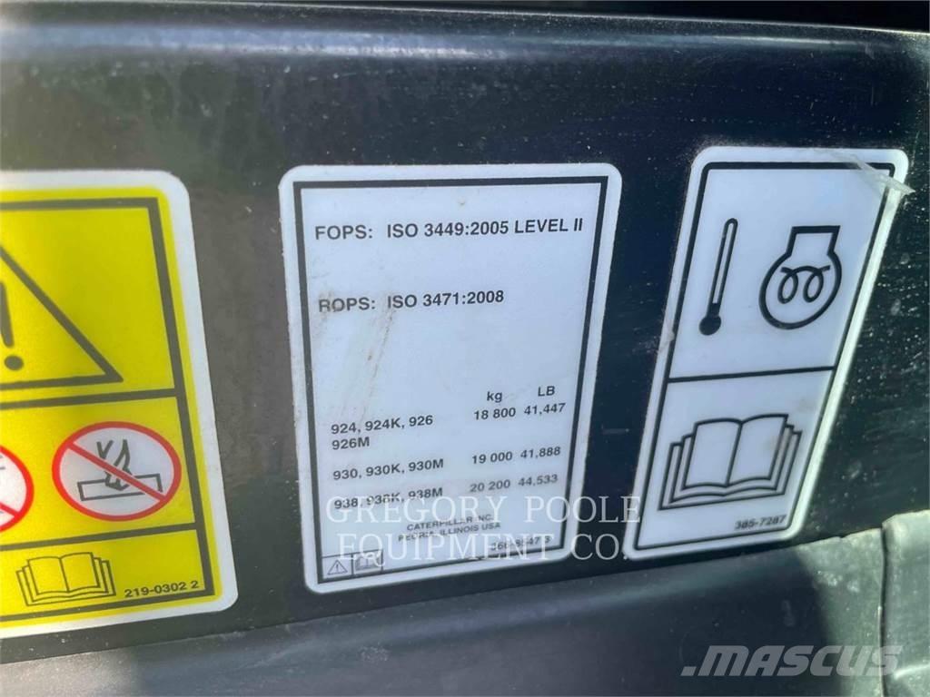 CAT 926M Kolesové nakladače