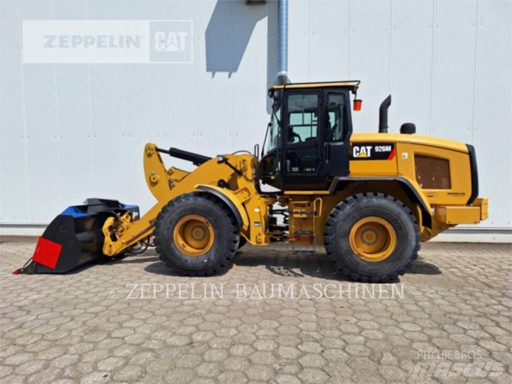 CAT 926M Kolesové nakladače