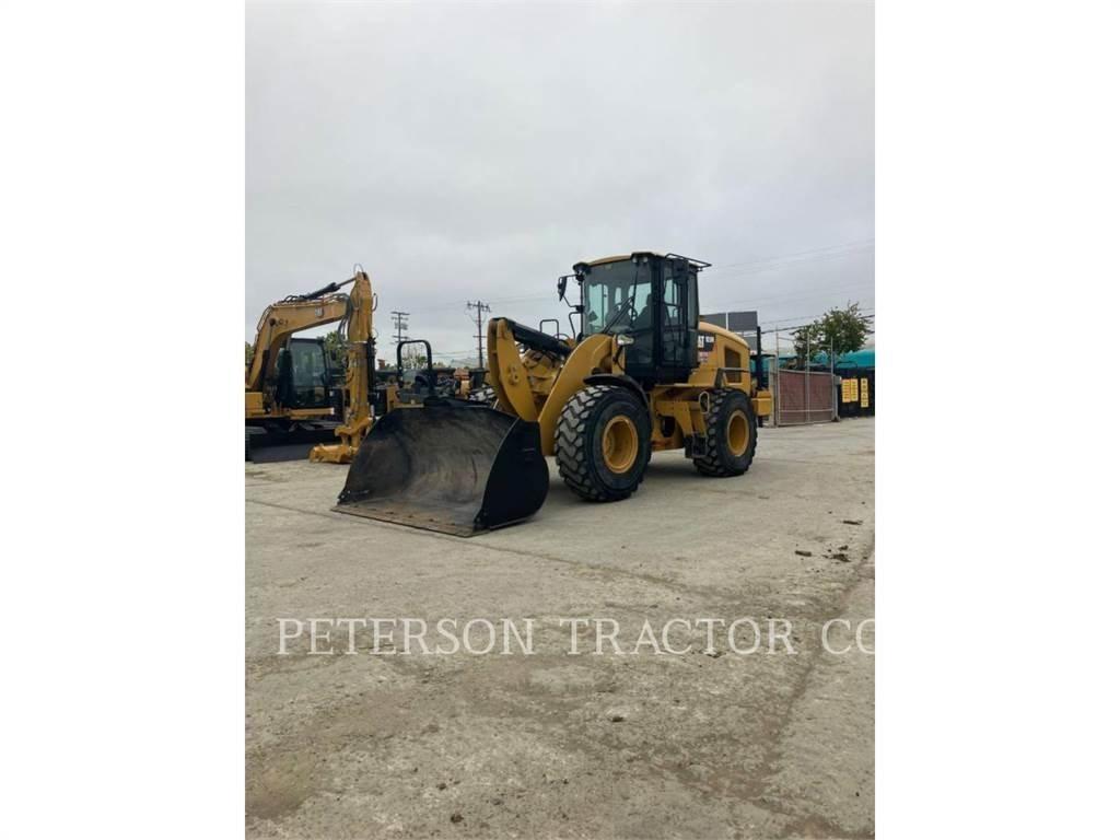 CAT 926M Kolesové nakladače