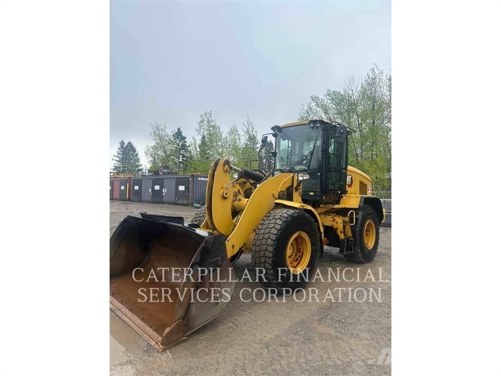 CAT 926M Kolesové nakladače