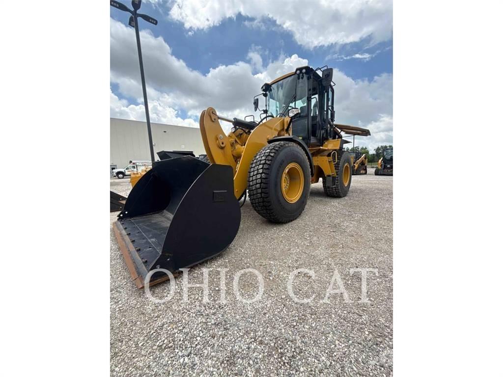 CAT 926M Kolesové nakladače