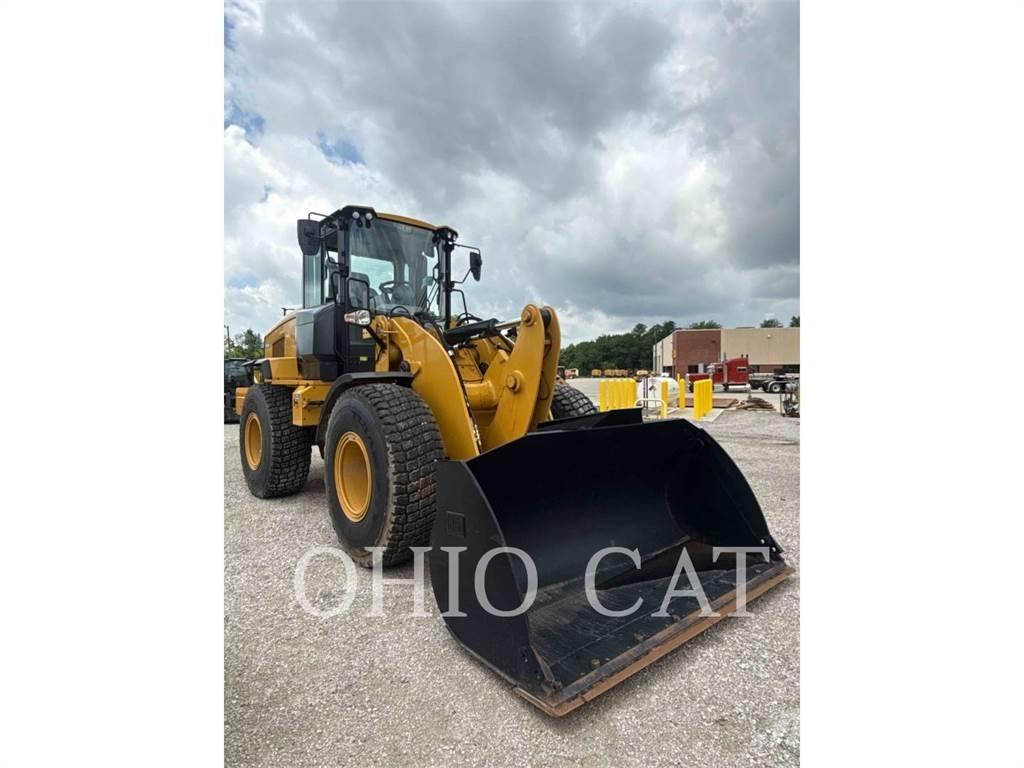 CAT 926M Kolesové nakladače